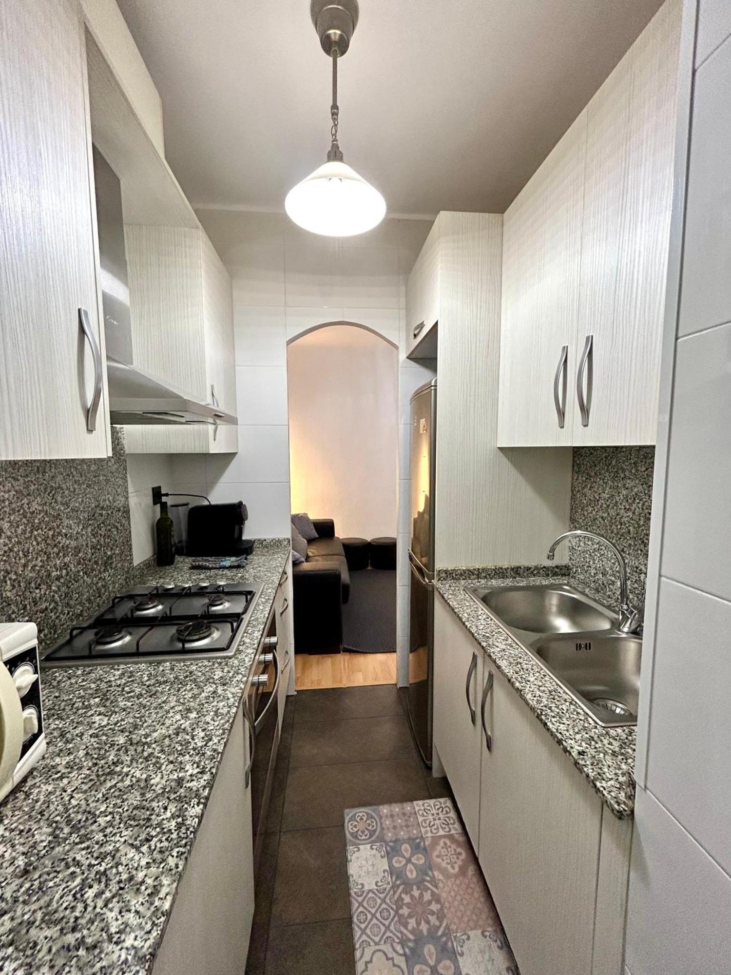 Apartment Carrer D'Olesa Barcelona Exteriör bild