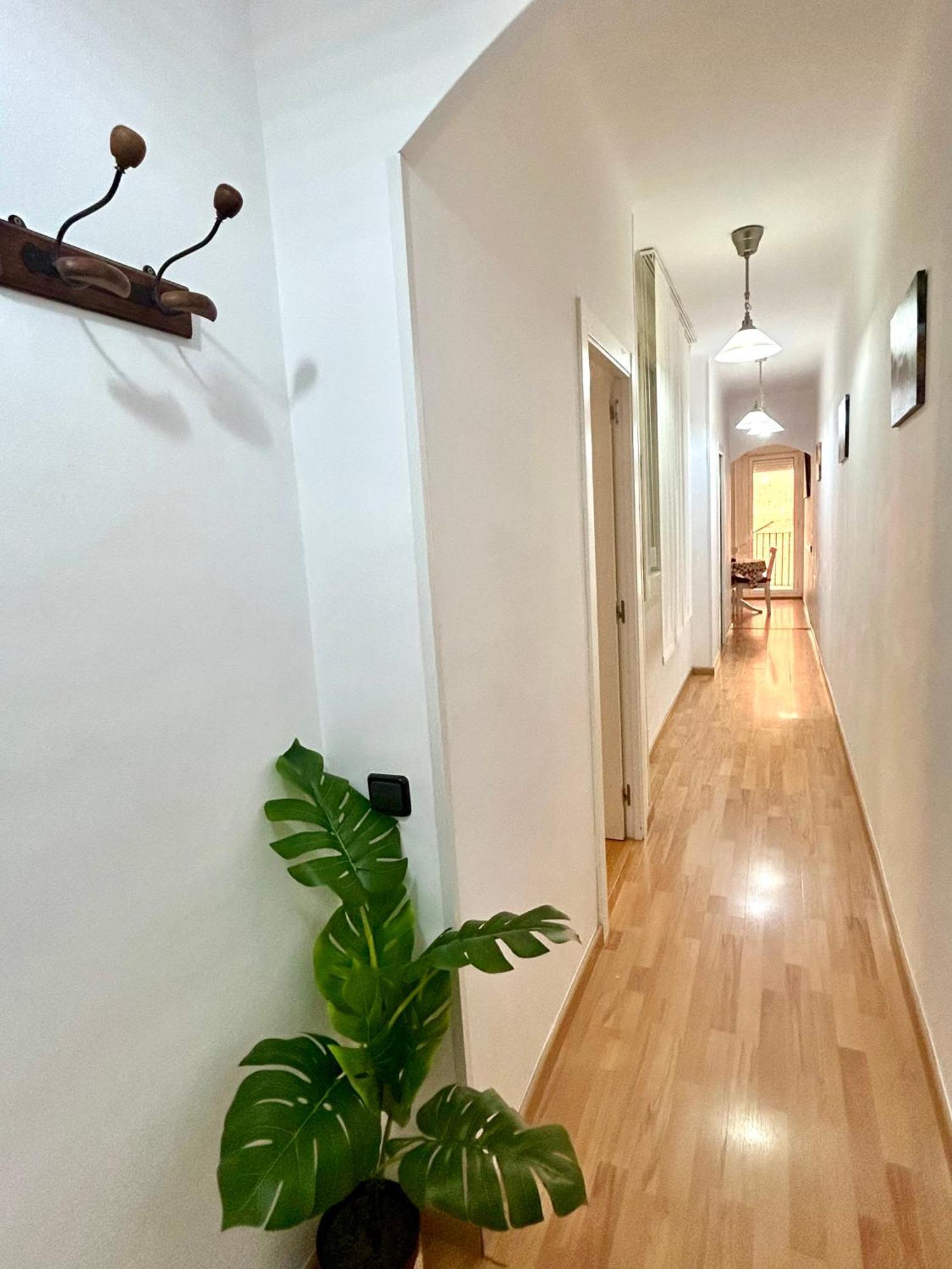 Apartment Carrer D'Olesa Barcelona Exteriör bild