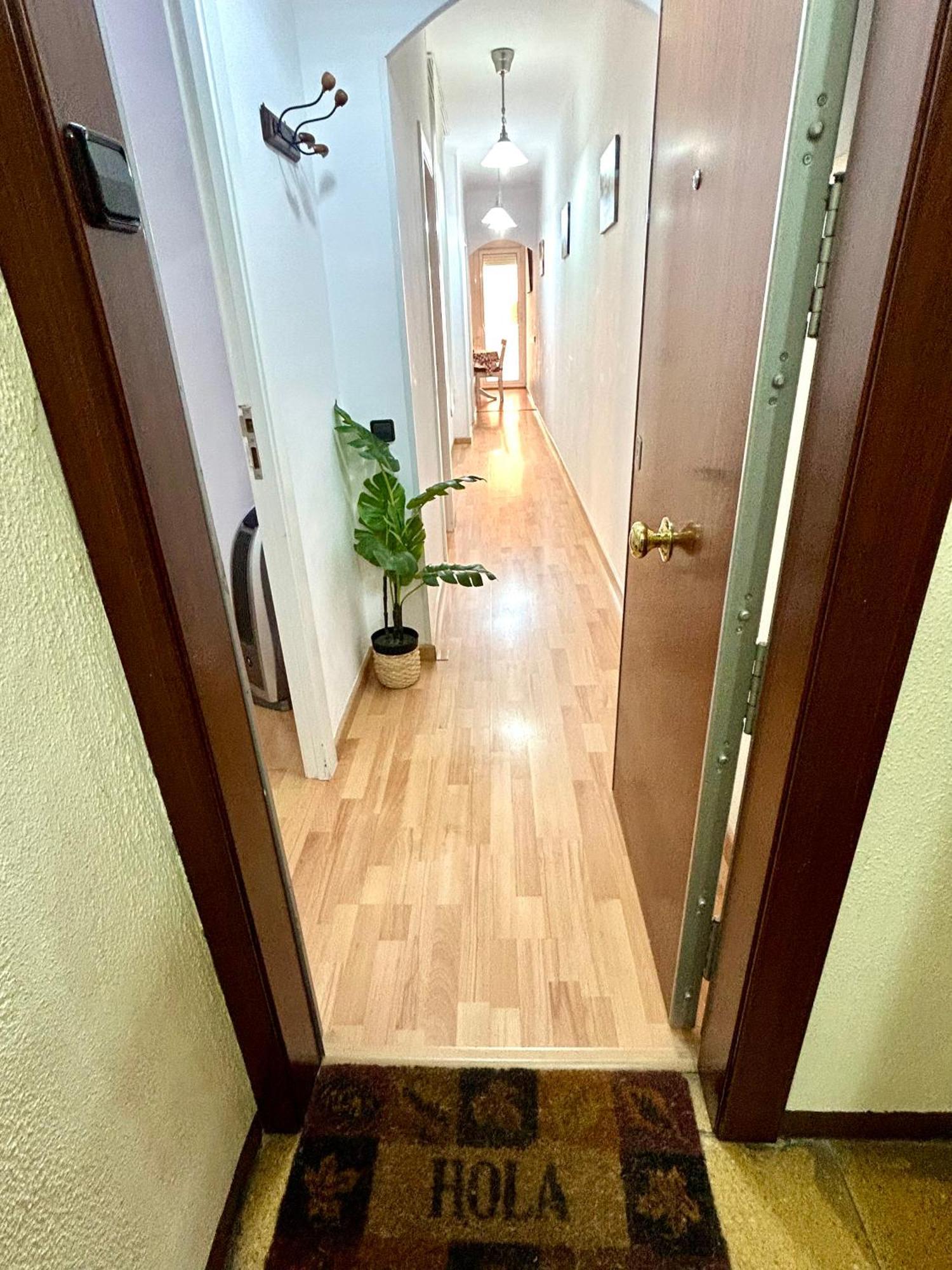 Apartment Carrer D'Olesa Barcelona Exteriör bild
